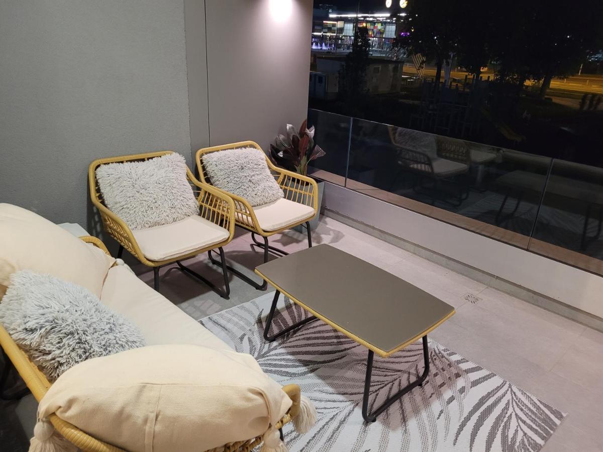 4Qualis Apartment Брашов Екстериор снимка