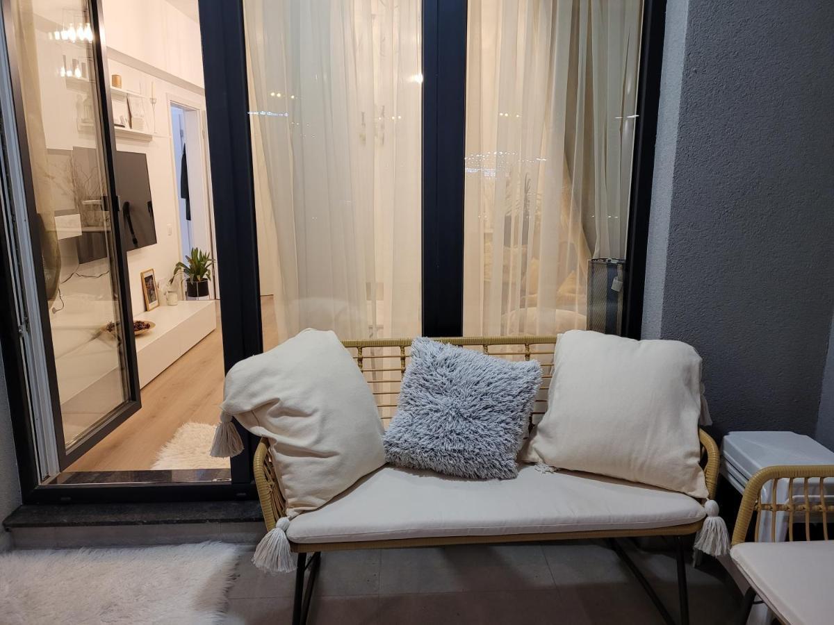 4Qualis Apartment Брашов Екстериор снимка